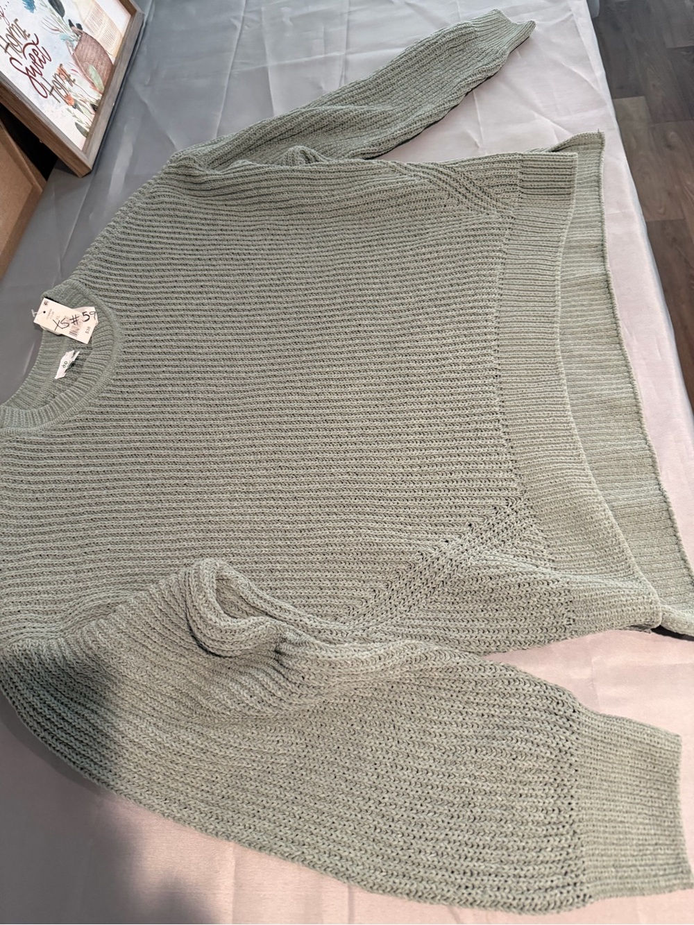 dip Light Sage Crewneck Sweater - Mint Green